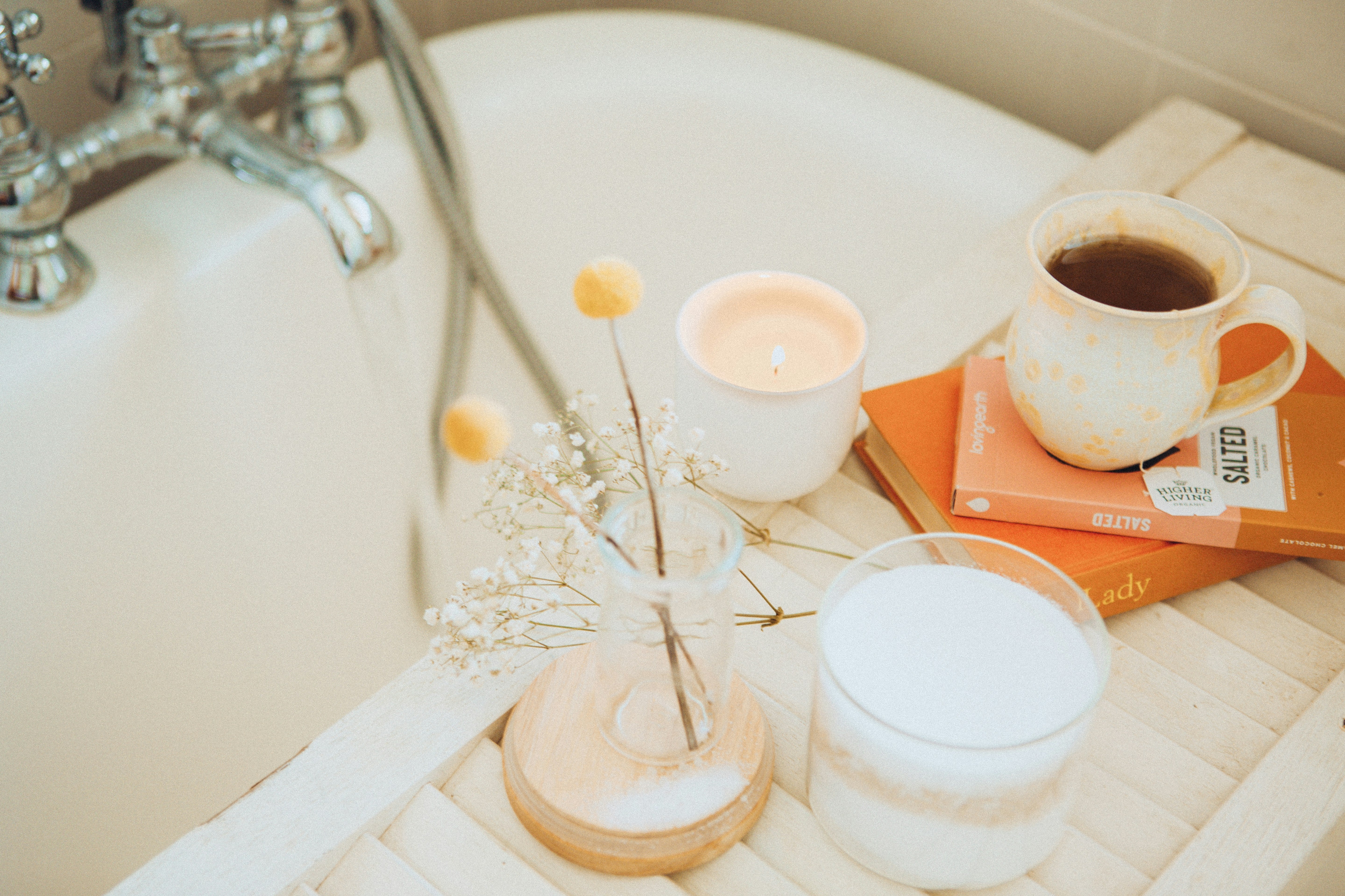 How to Create a Candle Ritual with Archangel Energy